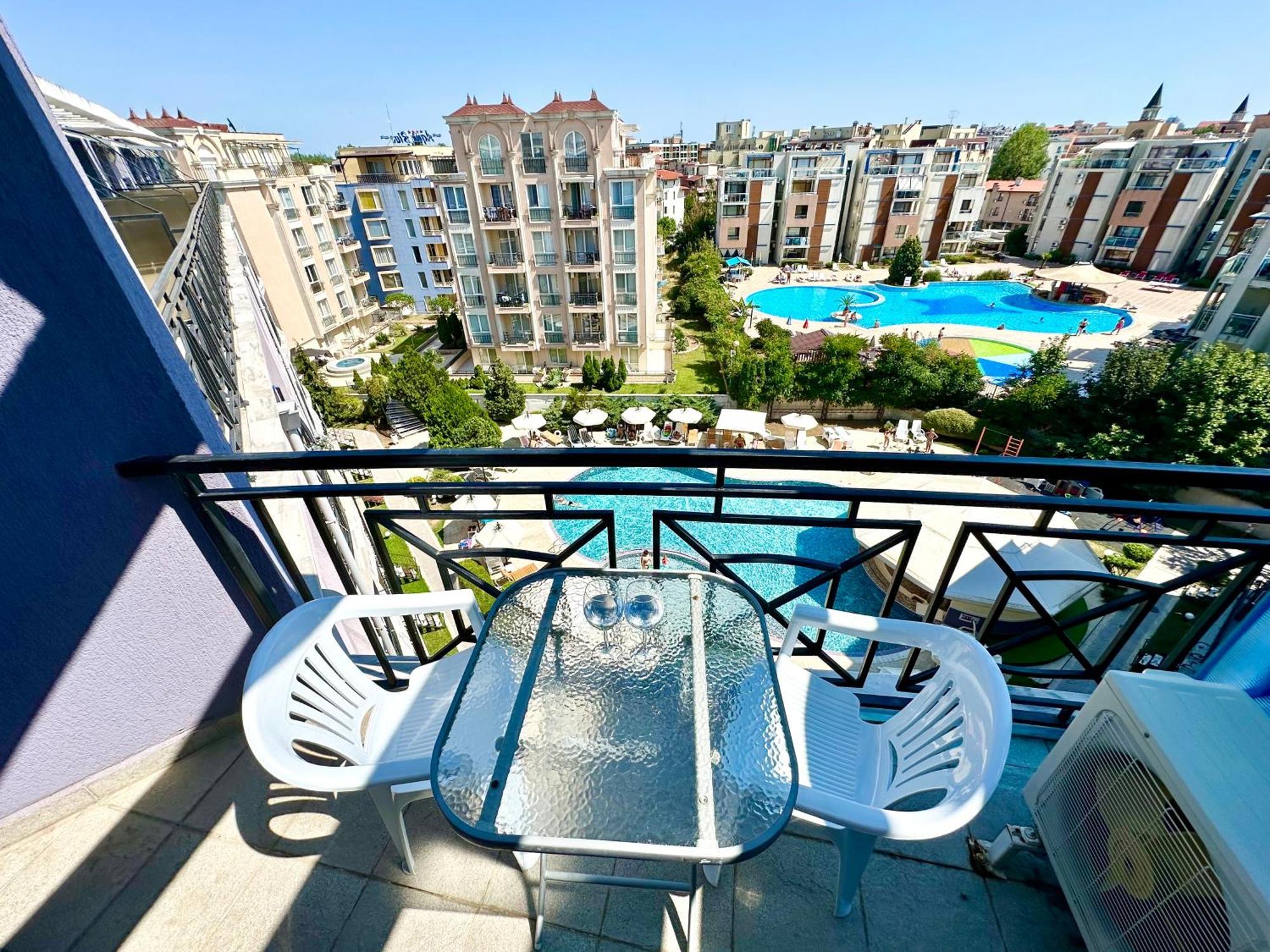 Menada Rainbow Apartments ساني بيتش المظهر الخارجي الصورة